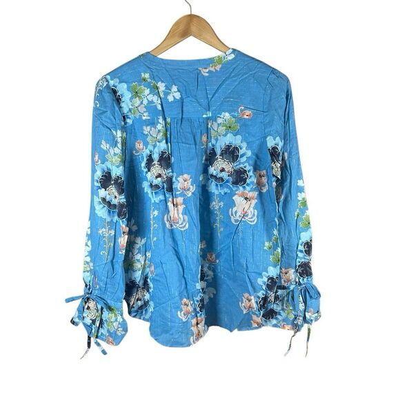 LOFT Size Medium (M) NWT Blue Long Sleeve Floral Blouse - Picture 2 of 4